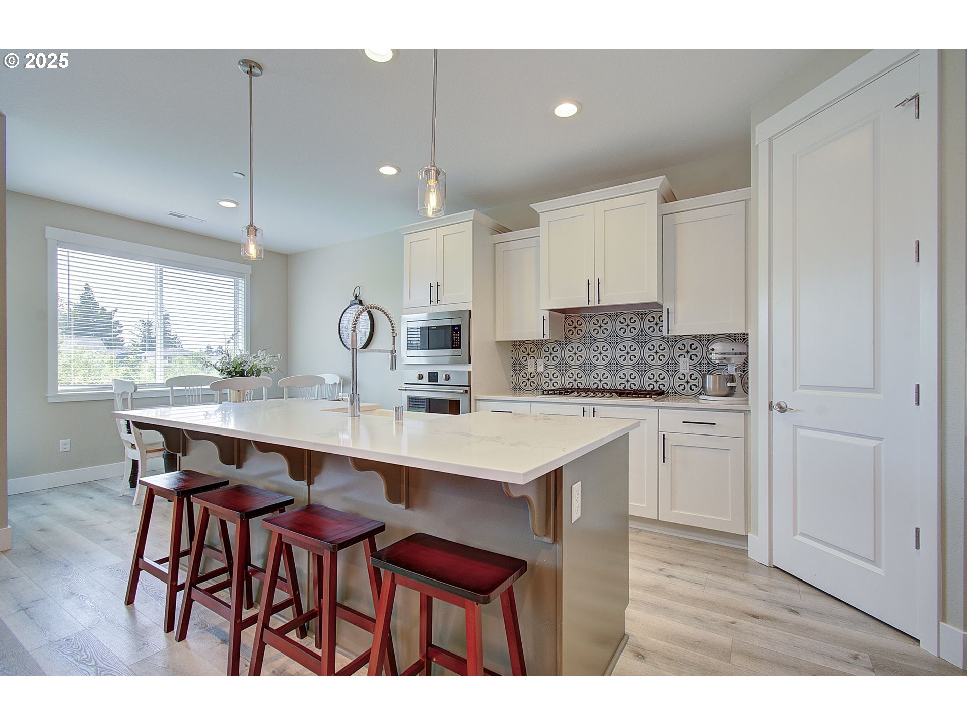 5722 North 87th Avenue Camas, WA 98607 - Photo 10 of 34 Gallery Image 10