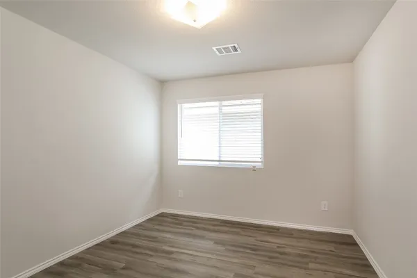 $1,975 | 8706 Lar-ree Oaks Circle, Houston, TX 77028