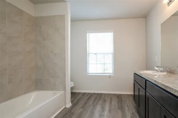 $1,975 | 8706 Lar-ree Oaks Circle, Houston, TX 77028