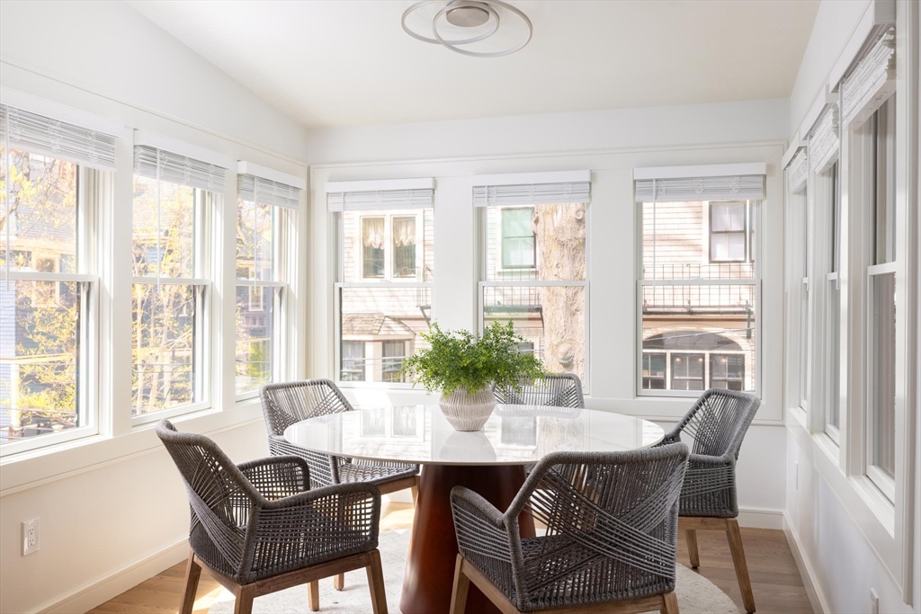 21 Kent Square, Unit 2 Brookline, MA 02446 - Photo 3 of 17
