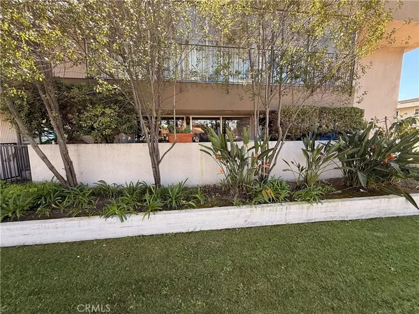 $595,000 | 2940 West Carson Street, Unit 121, Torrance, CA 90503