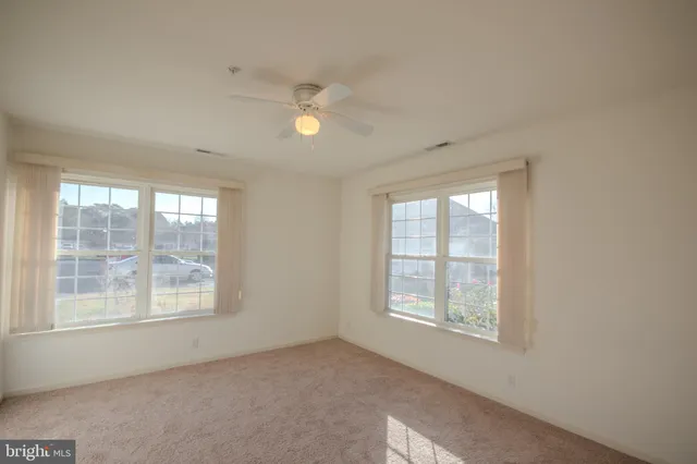 a view of empty room with window
