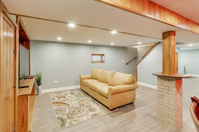 $649,995 | 6544 West Devon Avenue, Chicago, IL 60631