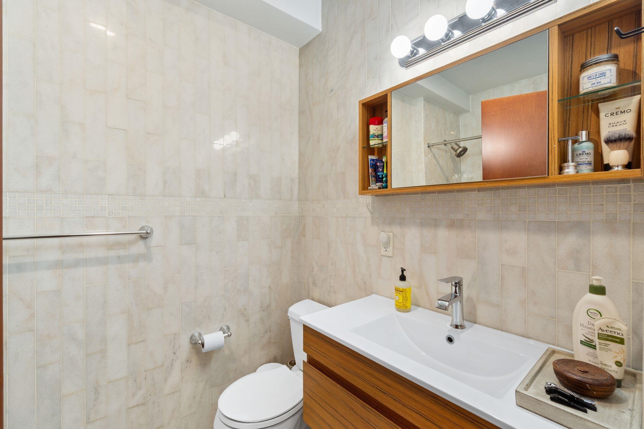 415 Adams Street, Unit 1 Hoboken, NJ 07030 - Photo 17 of 26