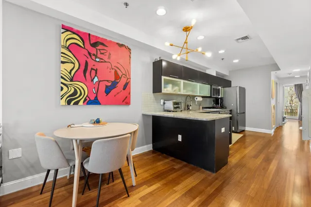 $978,000 | 415 Adams Street, Unit 1, Hoboken, NJ 07030