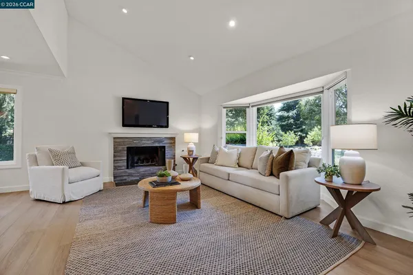 $1,850,000 | 857 Orange Blossom Way, Danville, CA 94526