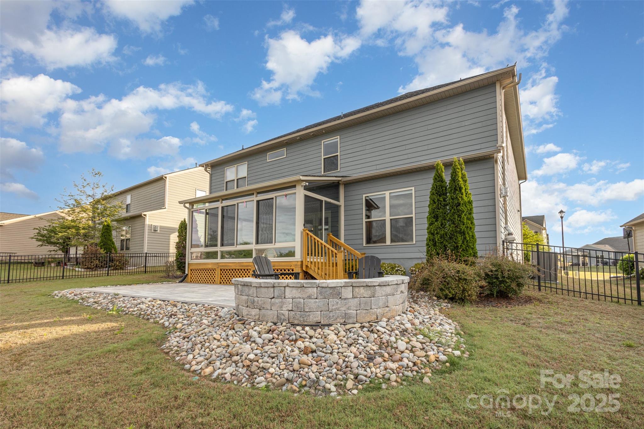 2014 Drawbridge Drive Fort Mill, SC 29707 - Photo 36 of 39