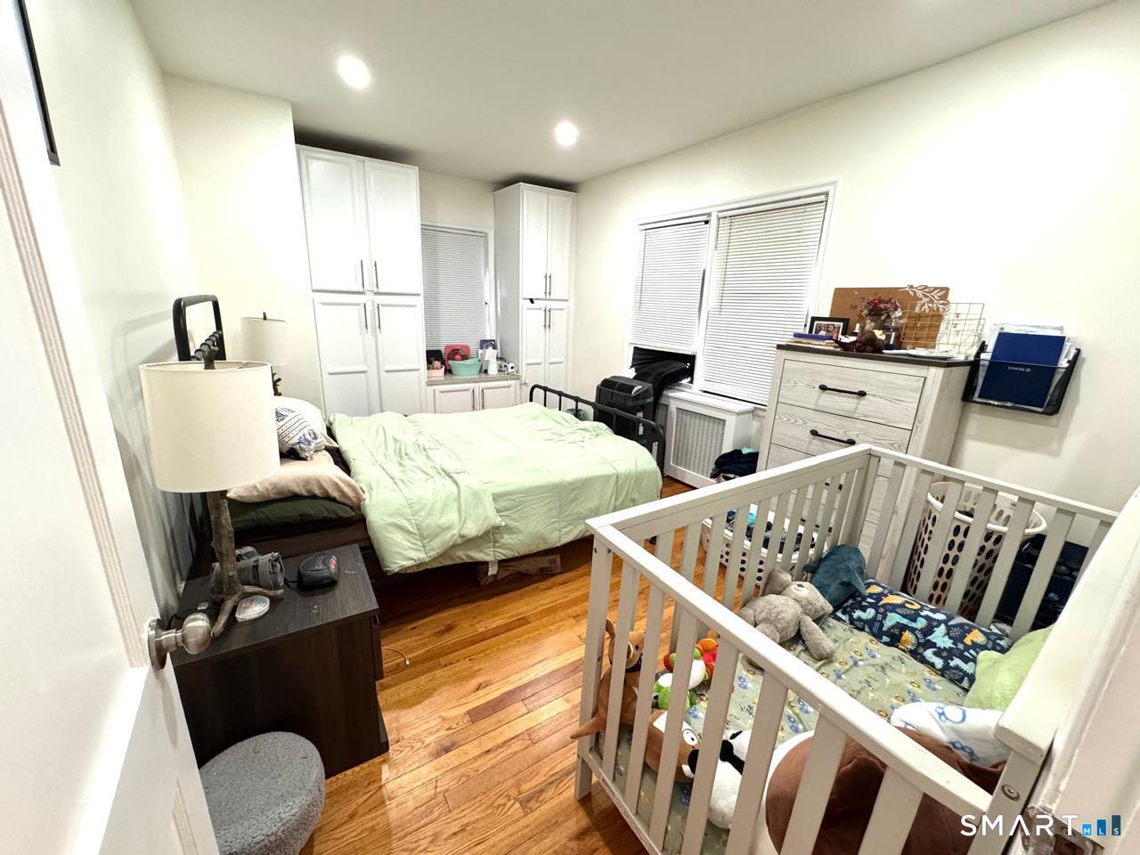 73 Rippowam Road Stamford, CT 06902 - Photo 6 of 20 Gallery Image 6