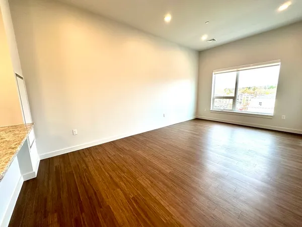 $3,475 | 45 East Central Street, Unit 405, Natick, MA 01760