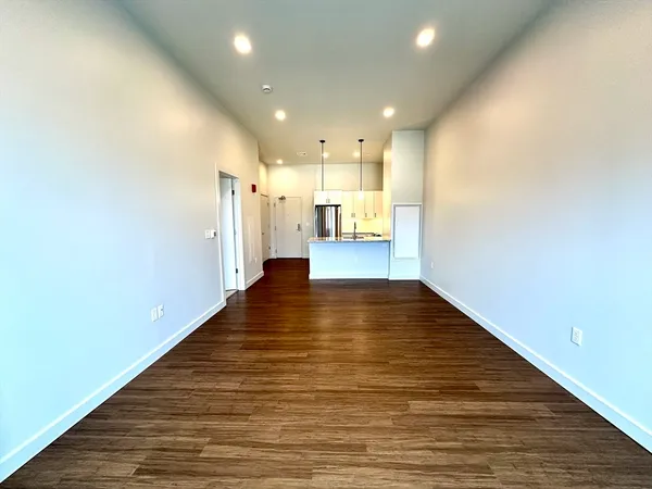 $3,475 | 45 East Central Street, Unit 405, Natick, MA 01760