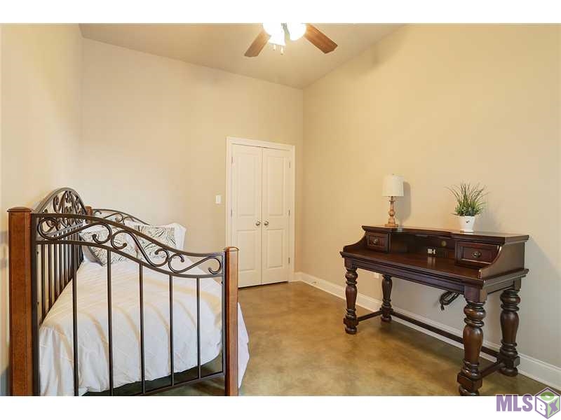 23711 Monarch Point Springfield, LA 70462 - Photo 11 of 12