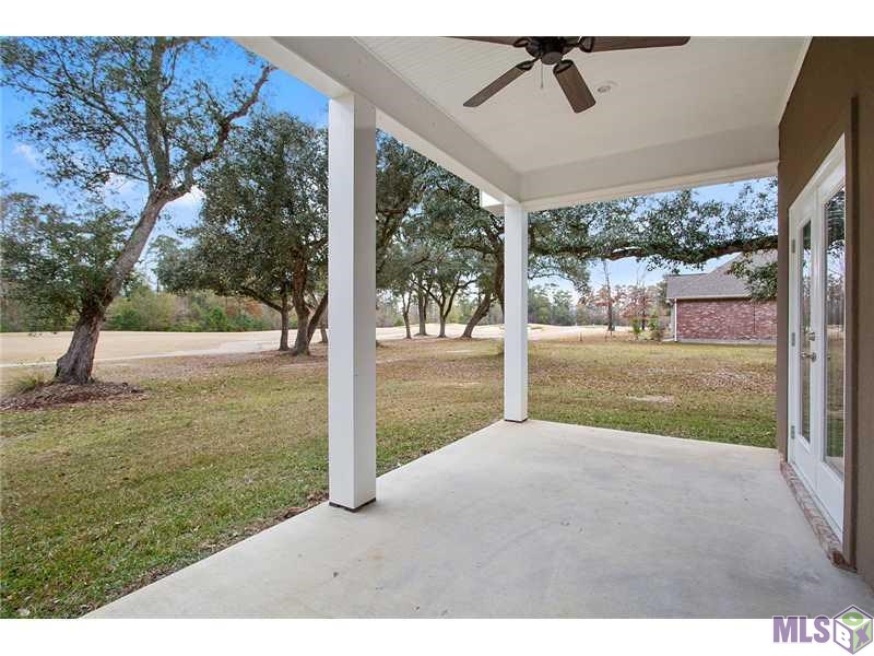 23711 Monarch Point Springfield, LA 70462 - Photo 3 of 12