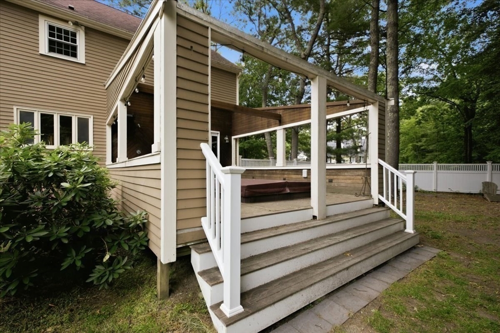 36 Wagon Road Walpole, MA 02081 - Photo 35 of 42