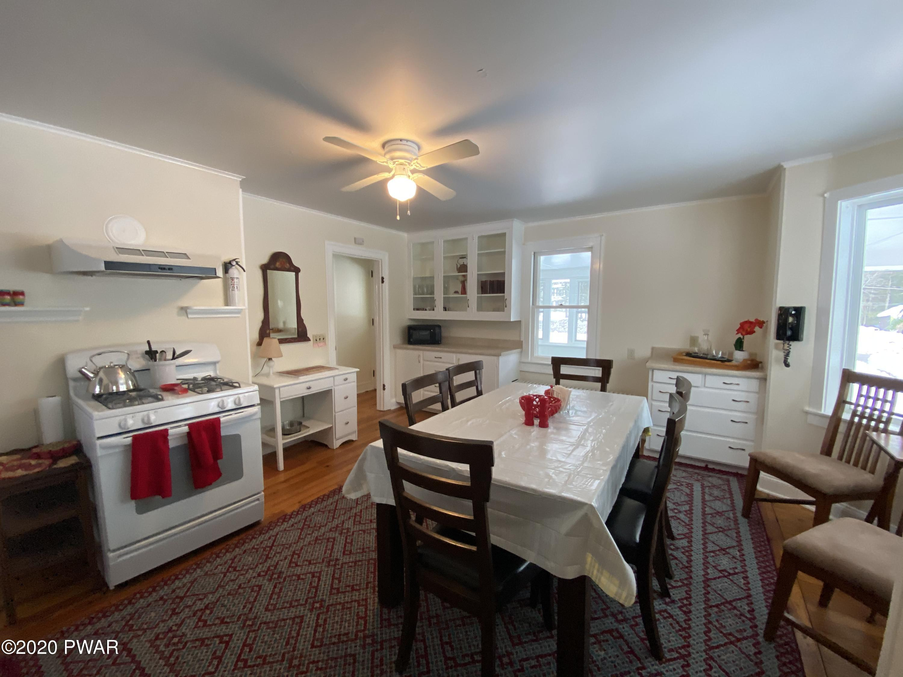 48 Keesler Road Damascus, PA 18415 - Photo 12 of 31 Kitchen