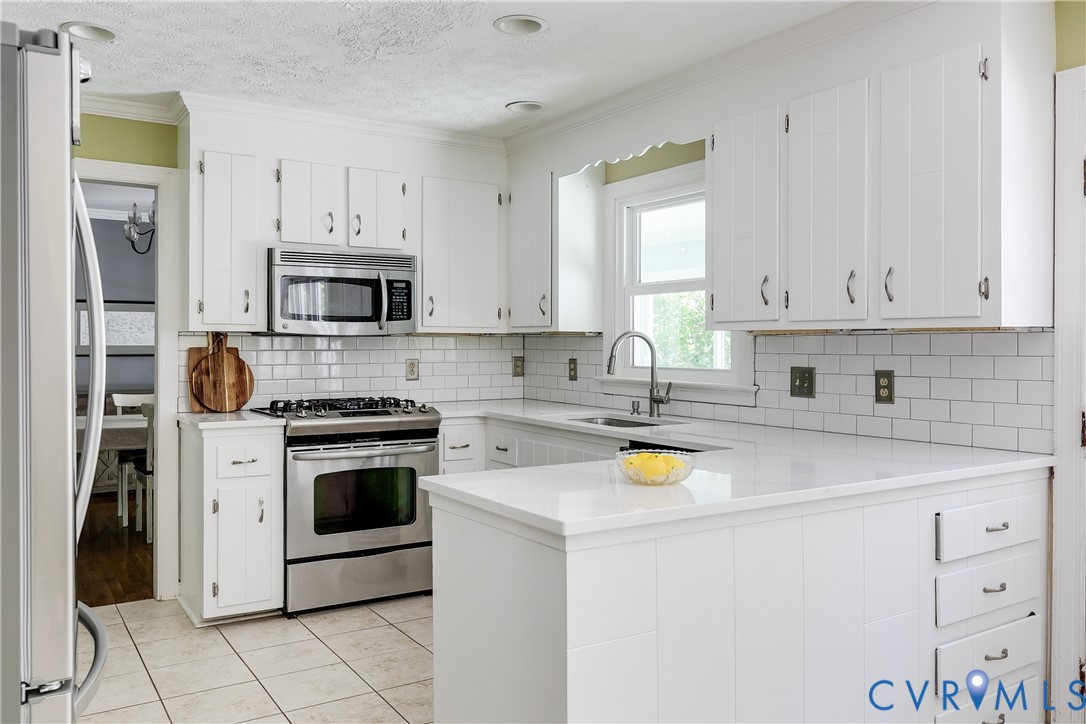 1107 Royal Ridge Road Midlothian, VA 23114 - Photo 16 of 47