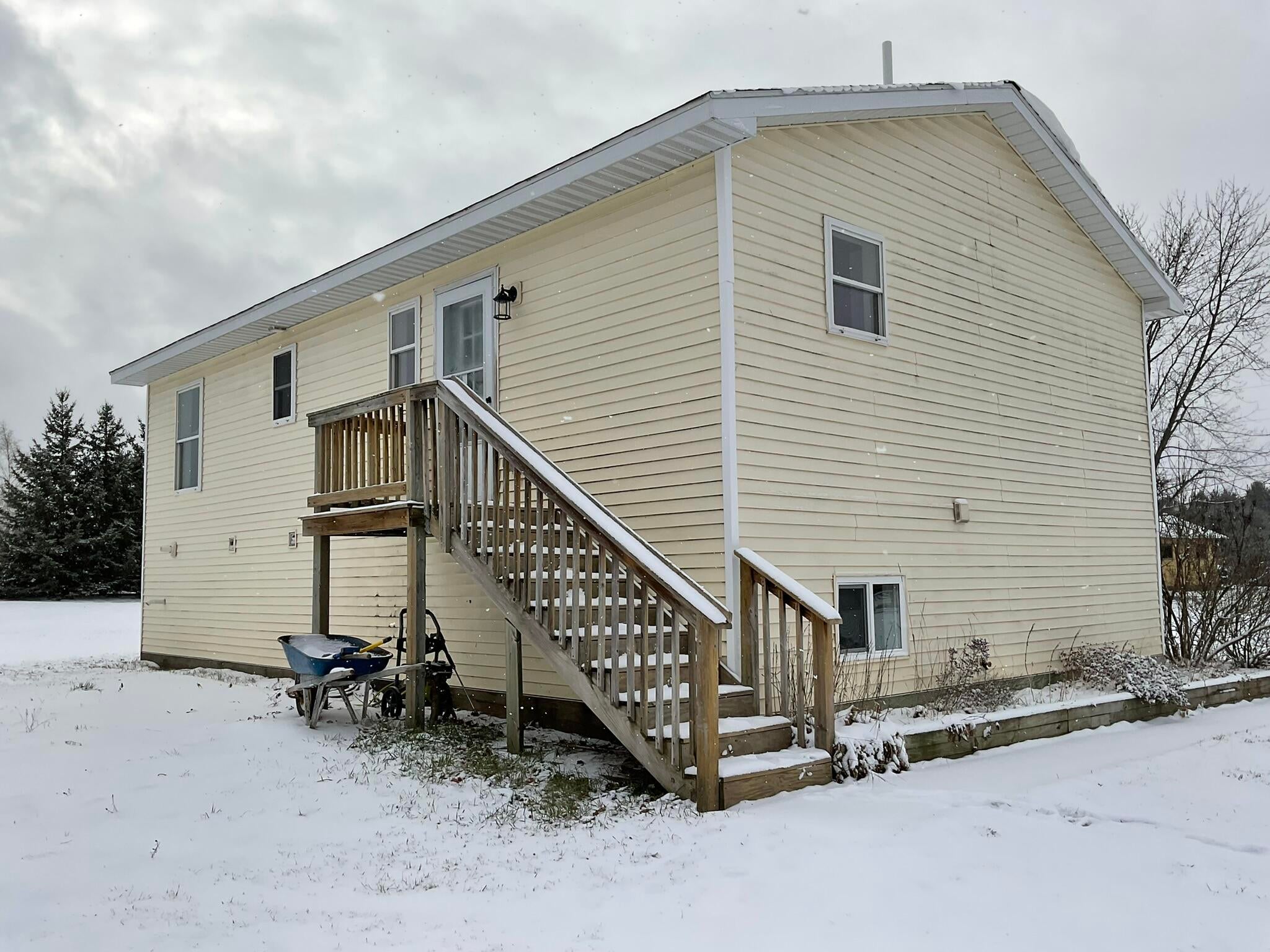 8801 Roberts Road Mancelona, MI 49659 - Photo 25 of 29 Gallery Image 25