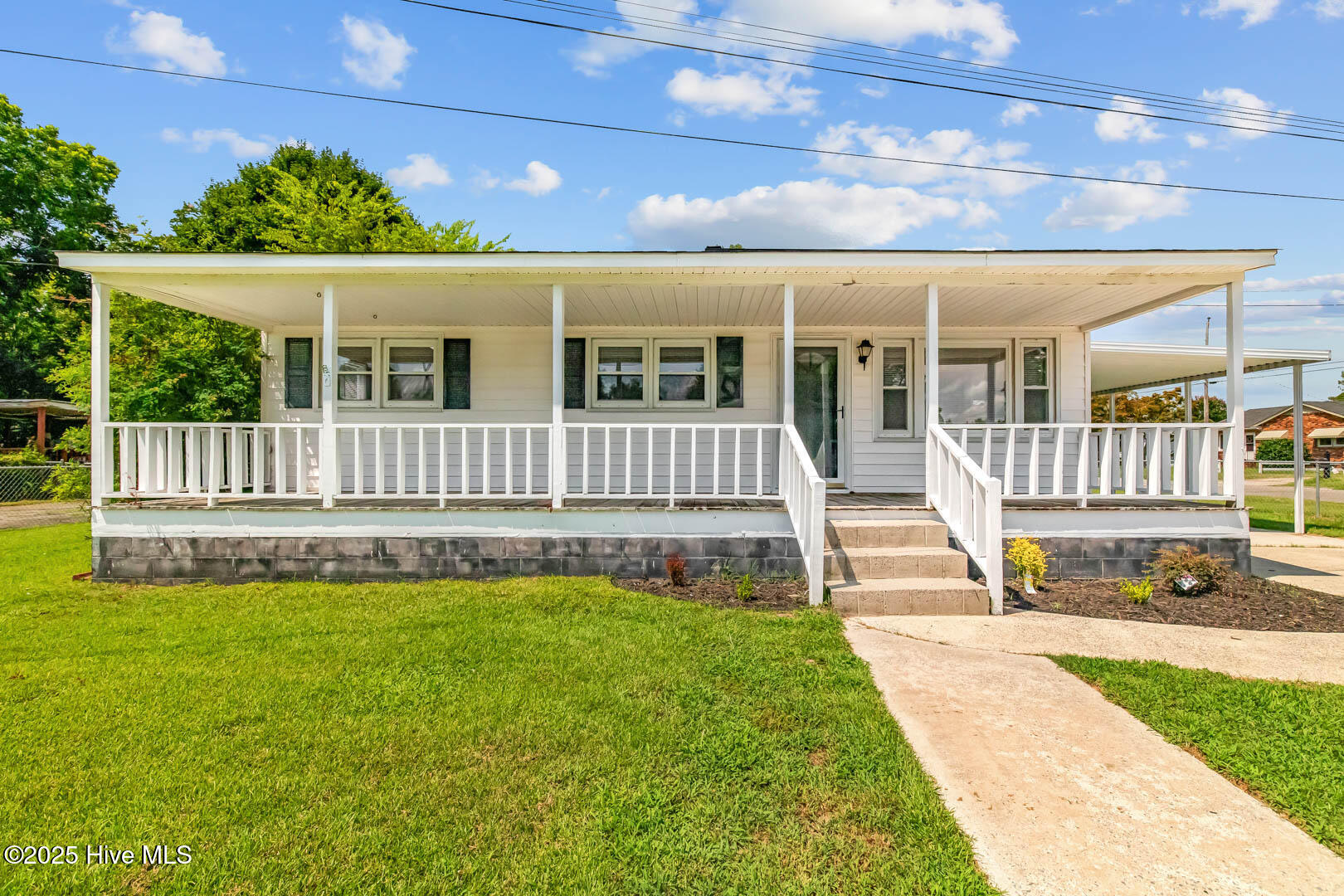 3601 Harrison Street Kinston, NC 28504 - Photo 5 of 40 5