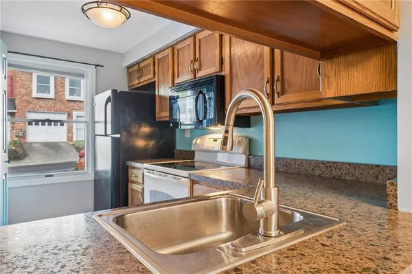 $185,000 | 1204 Timberidge Drive, Bethel Park, PA 15102