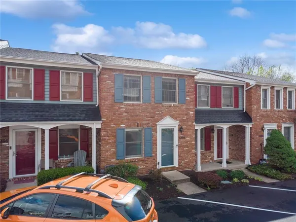 $185,000 | 1204 Timberidge Drive, Bethel Park, PA 15102