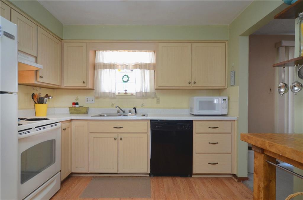 3966 Ridge Road Aliquippa, PA 15001 - Photo 4 of 24 Gallery Image 4
