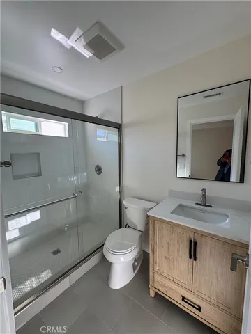 $3,975 | 1164 Raymond Avenue, Unit 2, Glendale, CA 91201