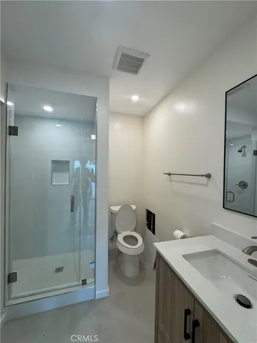 $3,975 | 1164 Raymond Avenue, Unit 2, Glendale, CA 91201