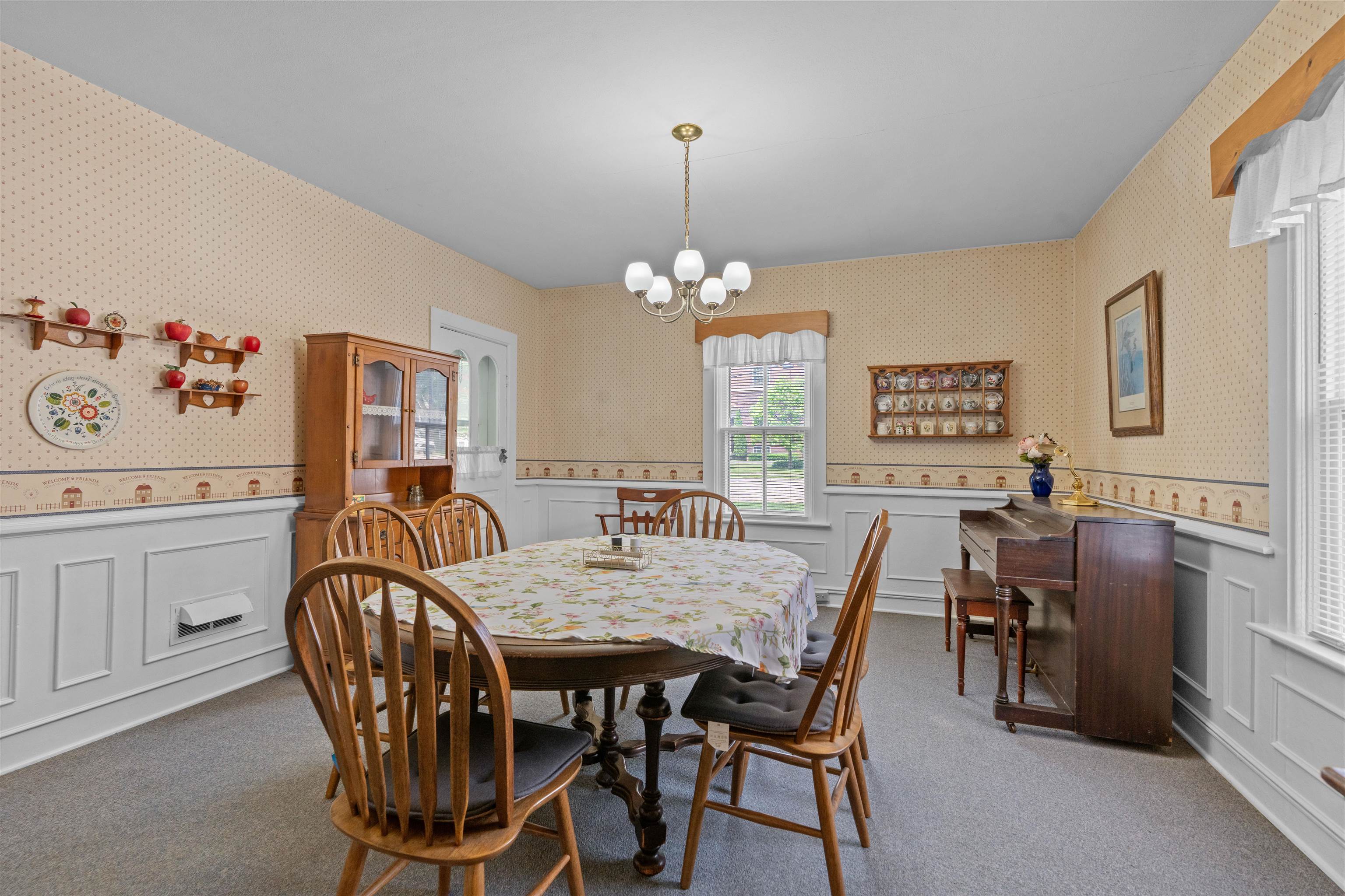 27 9th Street Clintonville, WI 54929 - Photo 10 of 50