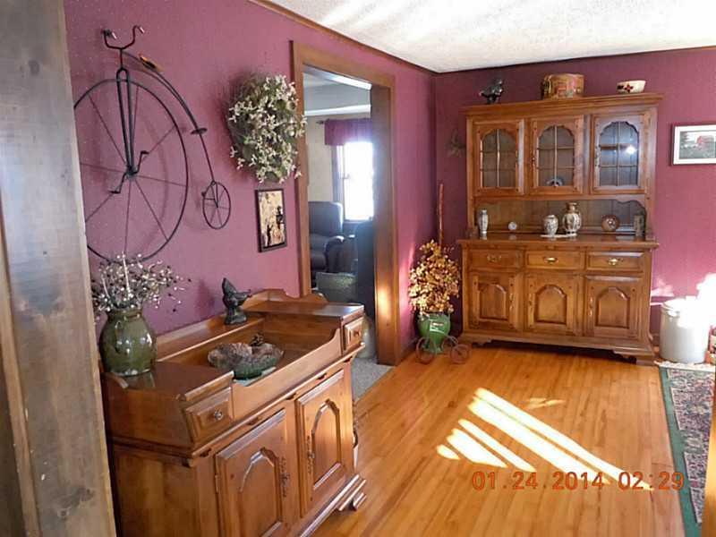 367 Houlton Road Presque Isle, ME 04769 - Photo 17 of 33 Dining Room.