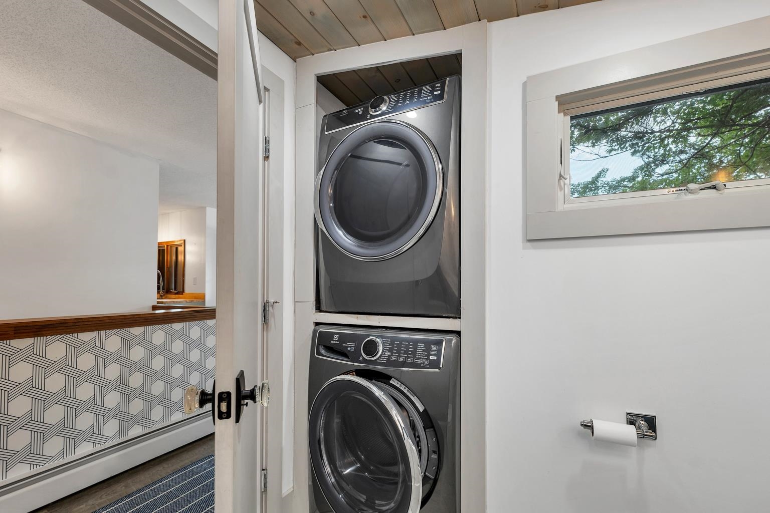 122 Toltec Point Road Moultonborough, NH 03254 - Photo 15 of 44