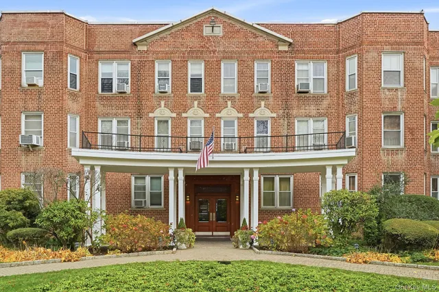 $399,000 | 2 Overlook Road, Unit 3C3, White Plains, NY 10605