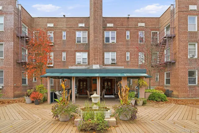 $399,000 | 2 Overlook Road, Unit 3C3, White Plains, NY 10605