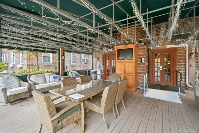 $399,000 | 2 Overlook Road, Unit 3C3, White Plains, NY 10605