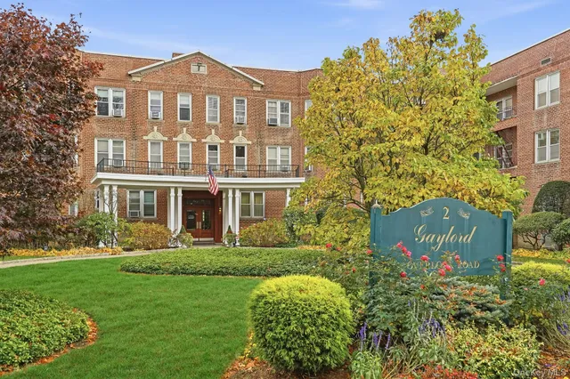 $399,000 | 2 Overlook Road, Unit 3C3, White Plains, NY 10605