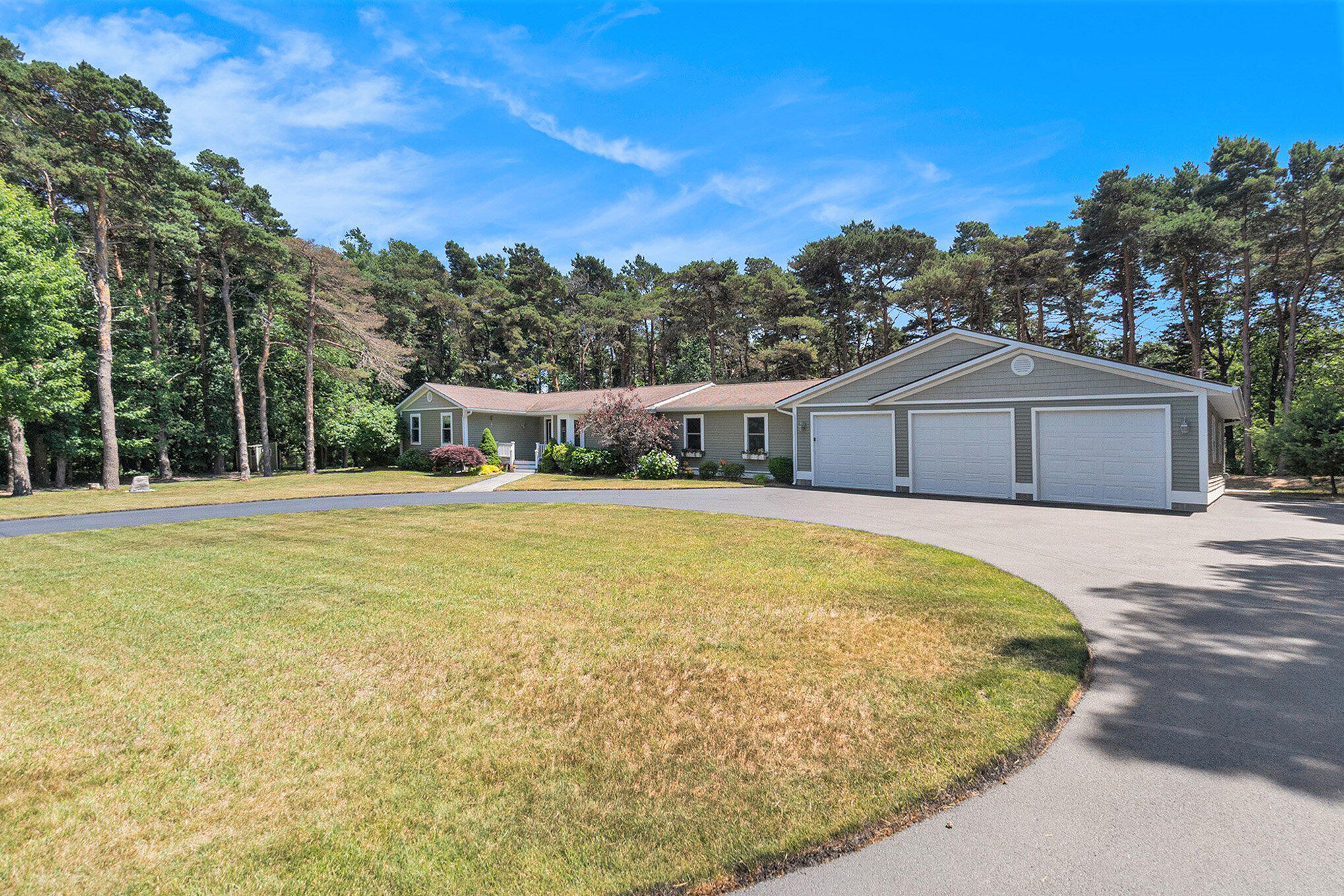 5920 Iris Road Ludington, MI 49431 - Photo 4 of 39 003_dsc04476_394