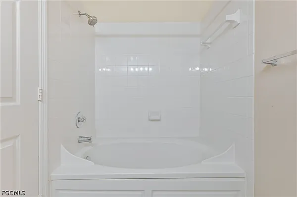 $185,000 | 8920 Colonnades Court East, Unit 514, Bonita Springs, FL 34135
