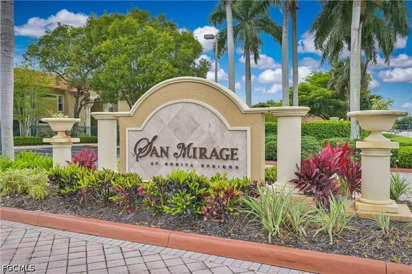$185,000 | 8920 Colonnades Court East, Unit 514, Bonita Springs, FL 34135