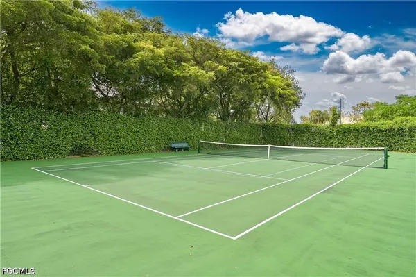 $185,000 | 8920 Colonnades Court East, Unit 514, Bonita Springs, FL 34135