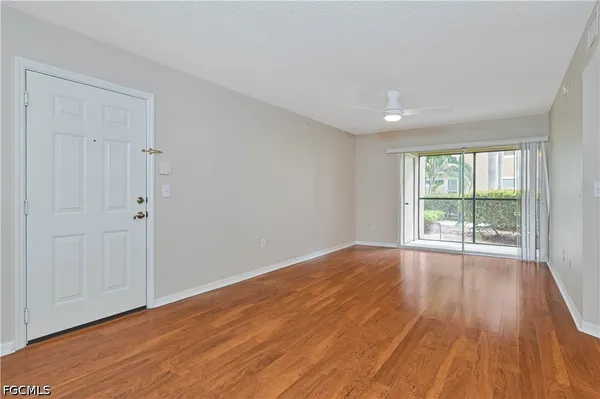 $185,000 | 8920 Colonnades Court East, Unit 514, Bonita Springs, FL 34135