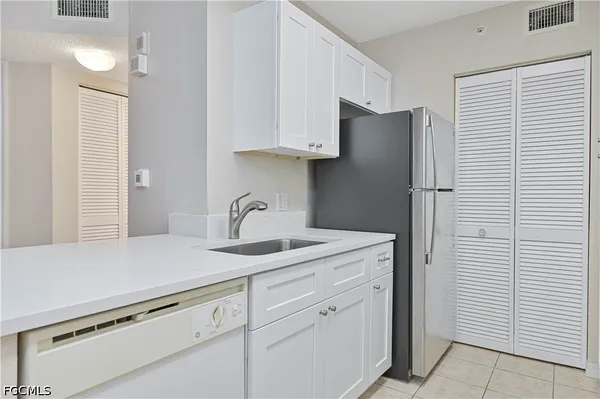 $185,000 | 8920 Colonnades Court East, Unit 514, Bonita Springs, FL 34135