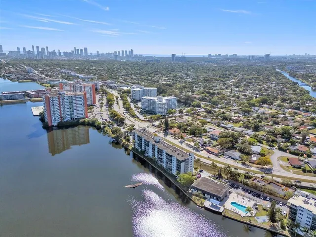 $182,000 | 1175 Northeast Miami Gardens Drive, Unit 405, Miami, FL 33179