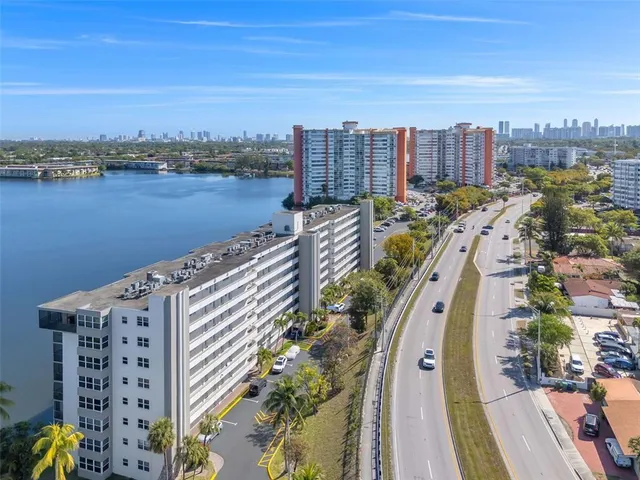 $182,000 | 1175 Northeast Miami Gardens Drive, Unit 405, Miami, FL 33179