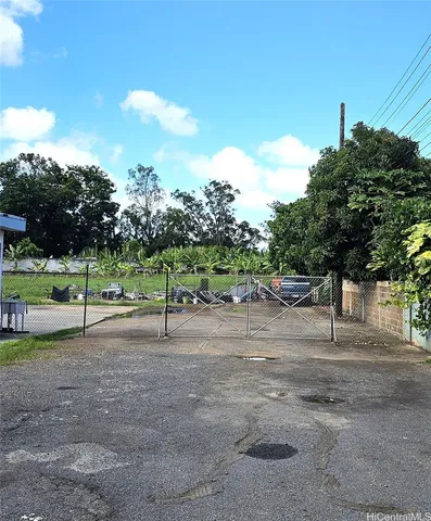 $4,000,000 | 656 Kilani Avenue, Wahiawa, HI 96786