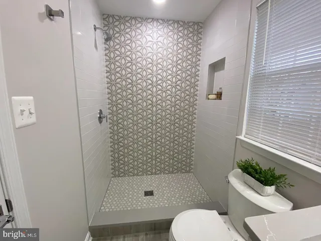 $2,200 | 8613 Beekman Place, Unit 13C, Alexandria, VA 22309