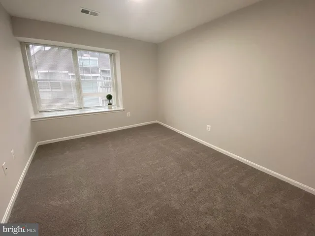 $2,200 | 8613 Beekman Place, Unit 13C, Alexandria, VA 22309