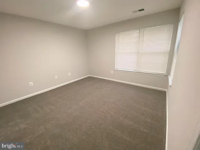 $2,200 | 8613 Beekman Place, Unit 13C, Alexandria, VA 22309