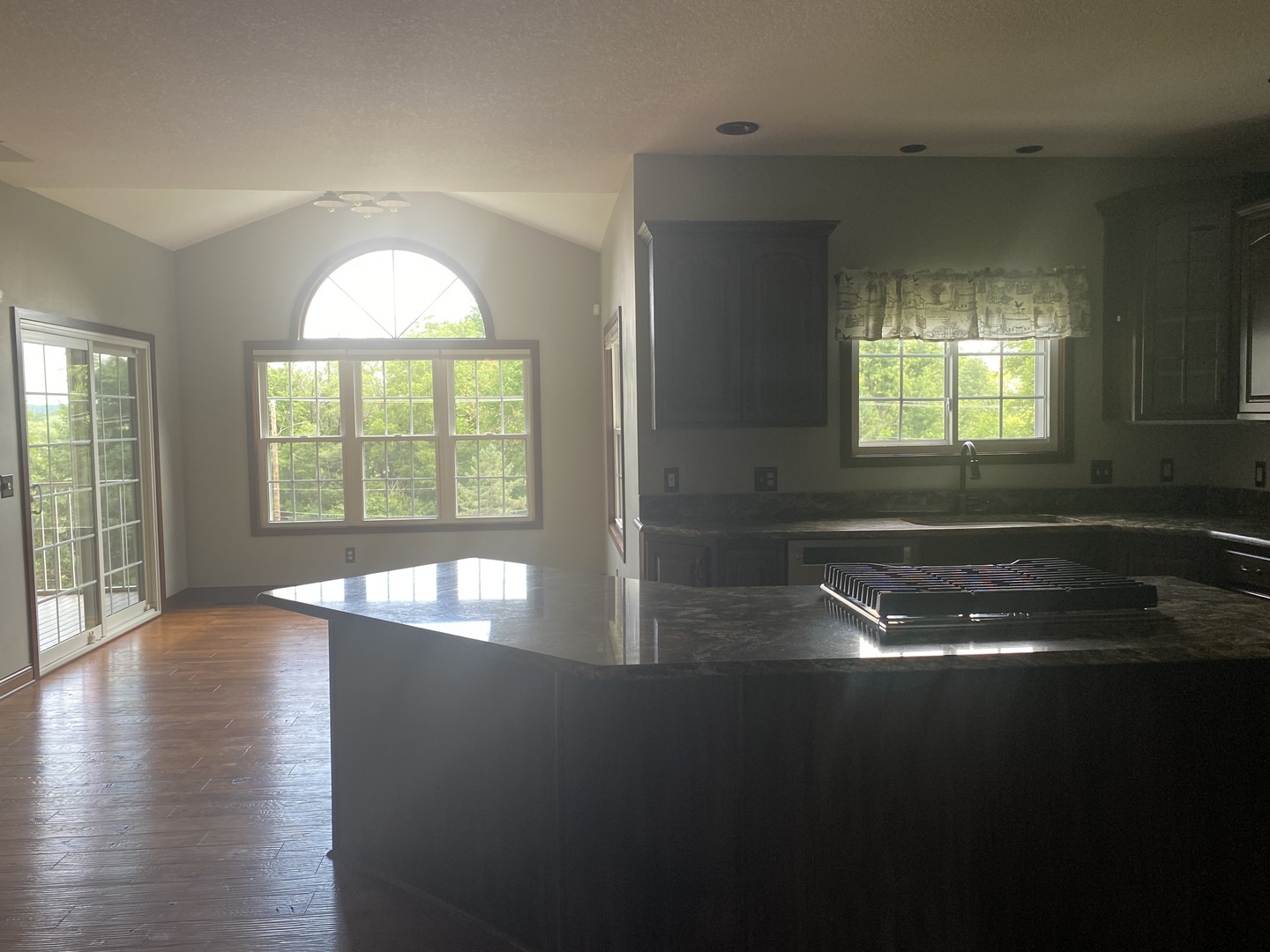 6809 Ridges Court Bettendorf, IA 52722 - Photo 10 of 48