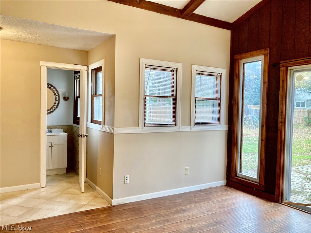 8220 Stockbridge Road Mentor, OH 44060 - Photo 18 of 34 Gallery Image 18