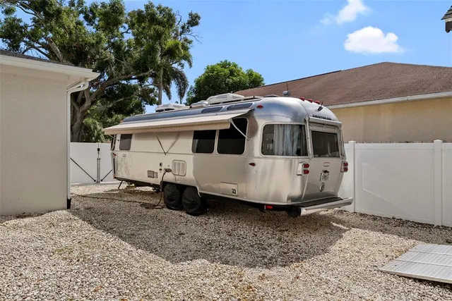 $1,299,000 | 6703 Interbay Boulevard, Tampa, FL 33611