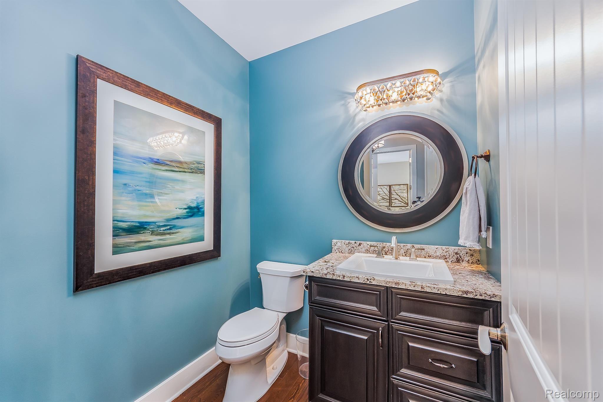 8309 Hilton Road Brighton, MI 48114 - Photo 20 of 56 Entry level half bath