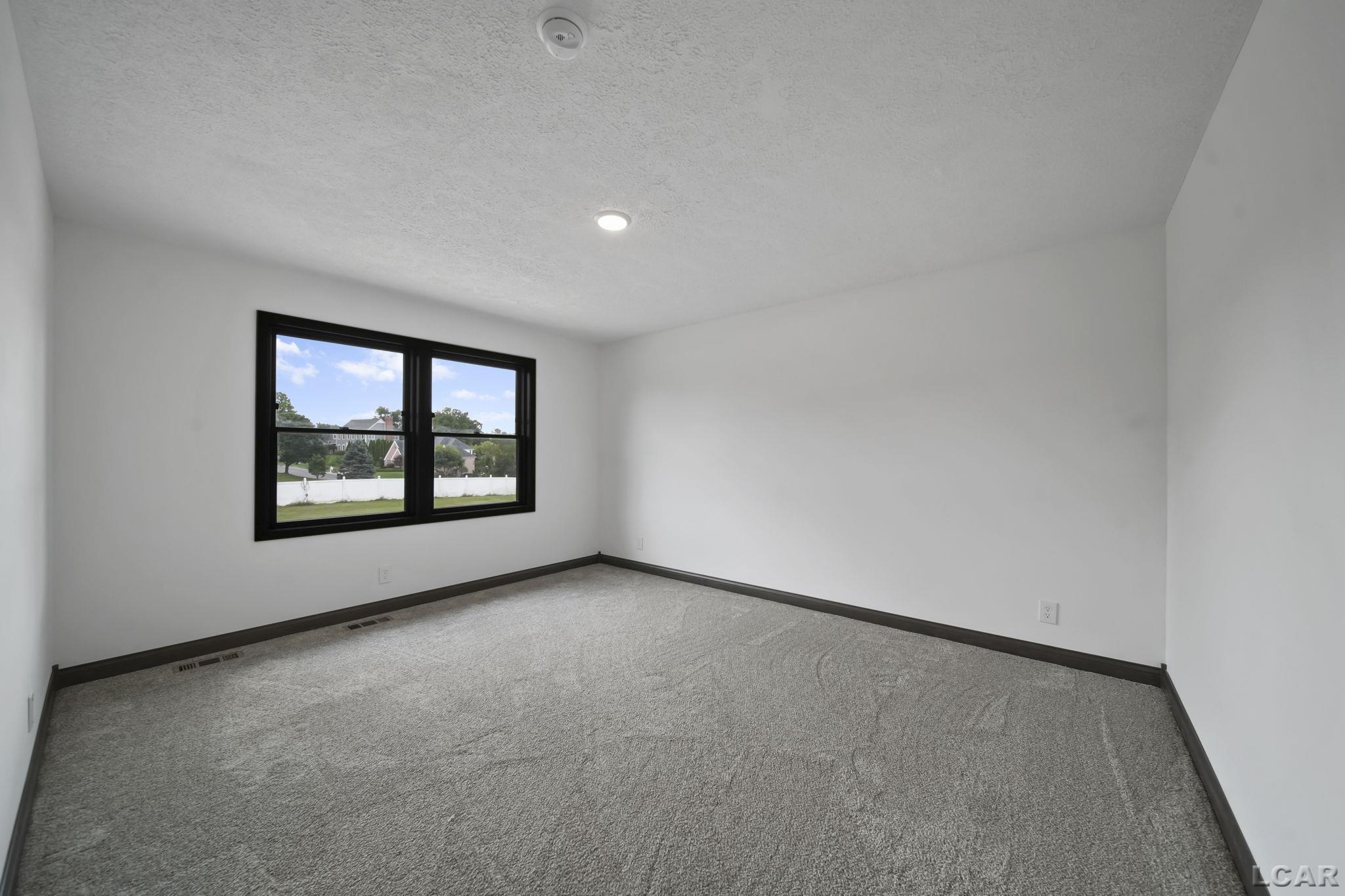 1325 Country Club Road Adrian, MI 49221 - Photo 29 of 62 Gallery Image 29